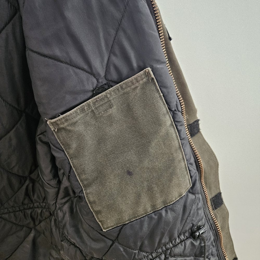 Carhartt Men's Black Jacket - Picture 11 of 16